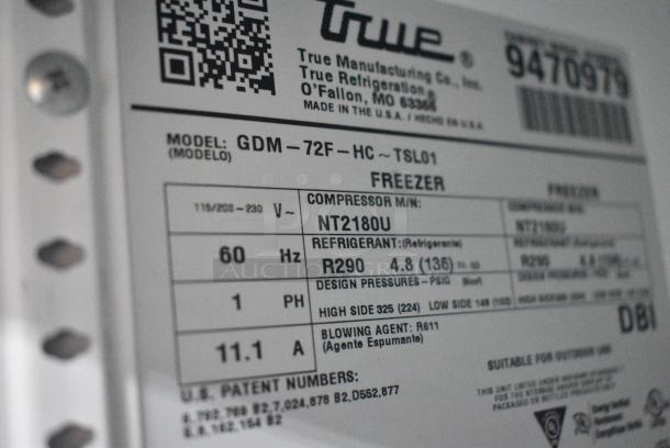 2018 True GDM-72F-HC Metal Commercial 3 Door Reach In Freezer Merchandiser w/ Poly Coated Racks. 115/208-230 Volts, 1 Phase. Tested and Working! - Image 10 of 11