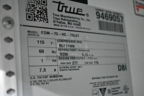 2018 True GDM-72-HC Metal Commercial 3 Door Reach In Cooler Merchandiser w/ Poly Coated Racks. 115/208-230 Volts, 1 Phase. Tested and Working! - Image 11 of 12