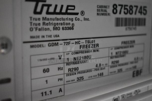 2016 True GDM-72F-HC Metal Commercial 3 Door Reach In Freezer Merchandiser w/ Poly Coated Racks. 115/208-230 Volts, 1 Phase. Tested and Working! - Image 9 of 11