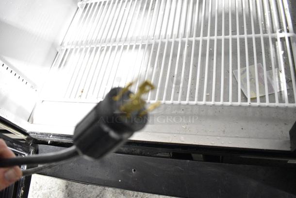 2016 True GDM-72F-HC Metal Commercial 3 Door Reach In Freezer Merchandiser w/ Poly Coated Racks. 115/208-230 Volts, 1 Phase. Tested and Working! - Image 10 of 11