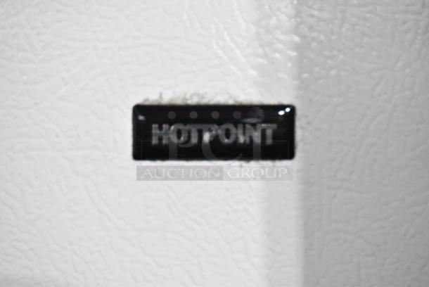 Hotpoint Cooler w/ Freezer. 115 Volts, 1 Phase. Cannot Test Due To Cut Power Cord - Image 6 of 6