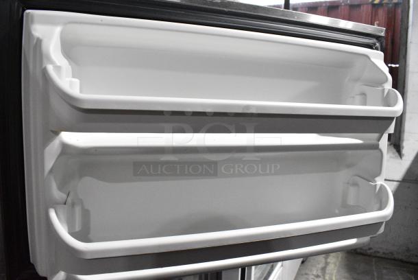 Frigidaire FFTR1814QS1 Stainless Steel Cooler w/ Freezer. 115 Volts, 1 Phase. Tested and Working! - Image 7 of 8