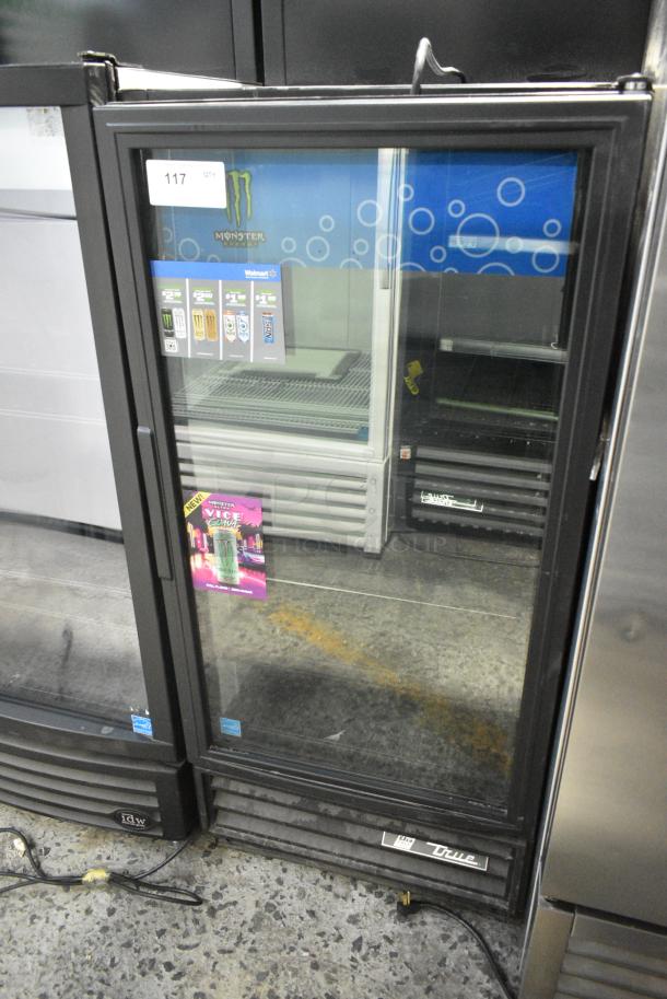 2017 True GDM-10-HC-LD Metal Commercial Single Door Reach In Cooler Merchandiser w/ Poly Coated Racks. 115 Volts, 1 Phase. Tested and Working! - Image 2 of 6