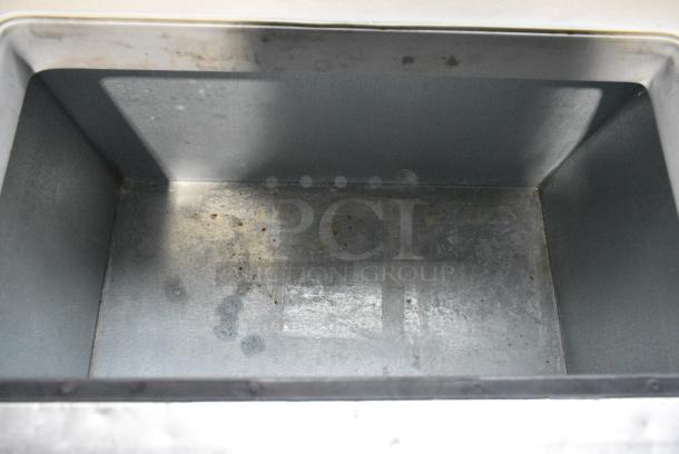 Master-Bilt DC-4D Stainless Steel Commercial Chest Freezer on Commercial Casters. 115/208-230 Volts, 1 Phase. Tested and Working! - Image 5 of 8