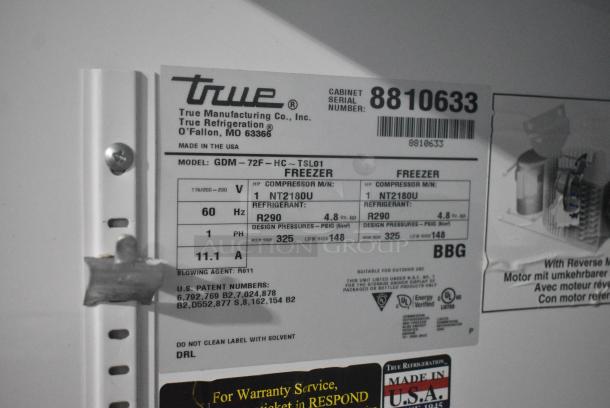 2016 True GDM-72F-HC Metal Commercial 3 Door Reach In Freezer Merchandiser w/ Poly Coated Racks. 115/208-230 Volts, 1 Phase. Tested and Working! - Image 8 of 8