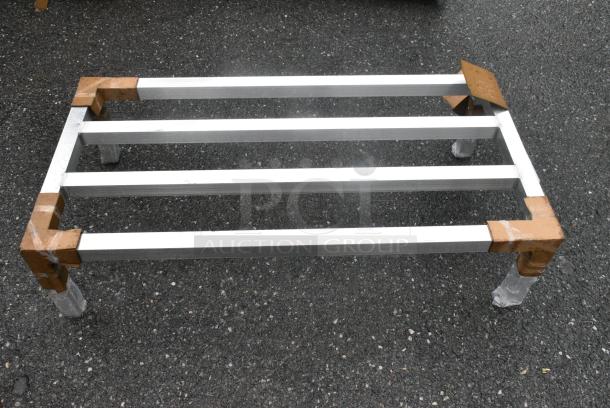 BRAND NEW SCRATCH AND DENT! Metal Dunnage Rack. - Image 3 of 4