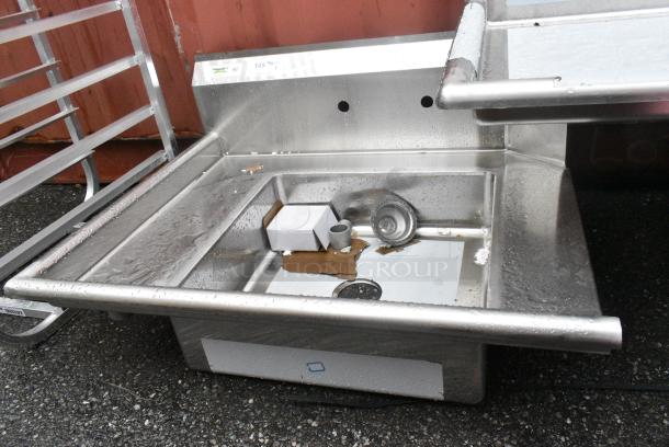 BRAND NEW SCRATCH AND DENT! Regency 600DDT36L 16 Gauge 3' Soiled / Dirty Dish Table - Left Drainboard. No Legs. - Image 2 of 4