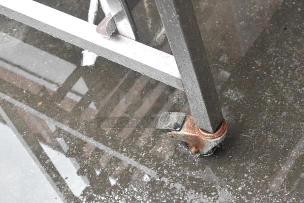2 Metal Pan Racks. 1 Has Commercial Casters. 2 Times Your Bid! - Image 5 of 6