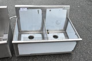 BRAND NEW SCRATCH AND DENT! Advance Tabco Stainless Steel 2 Bay Sink. No Legs.