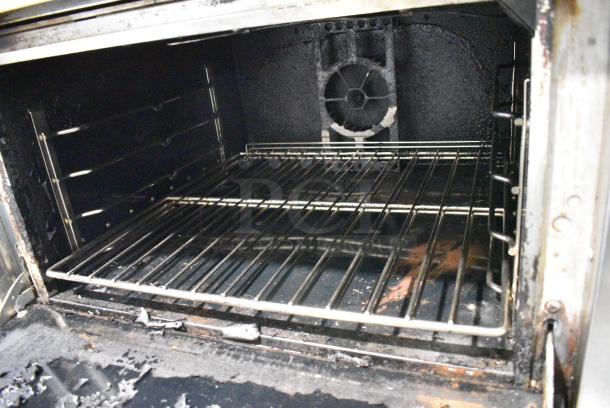 Vulcan 48C-8BP Stainless Steel Commercial Natural Gas Powered 8 Burner Range w/ Convection Oven. - Image 10 of 13