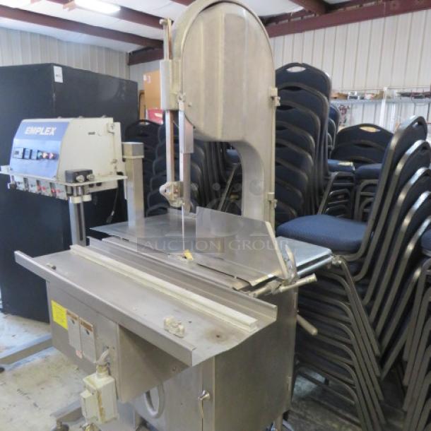 One Biro Meat/Bone Bandsaw On Casters. 220 Volt. 3 Phase. Model# 3334. - Image 4 of 5