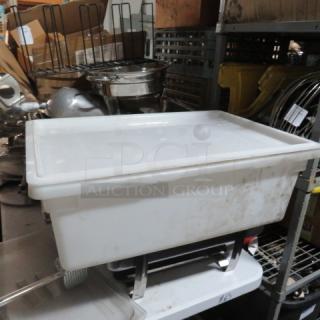 One 13 Gallon Food Storage Container With Lid.