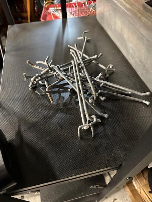 One Lot Of Pegs. - Image 1 of 1