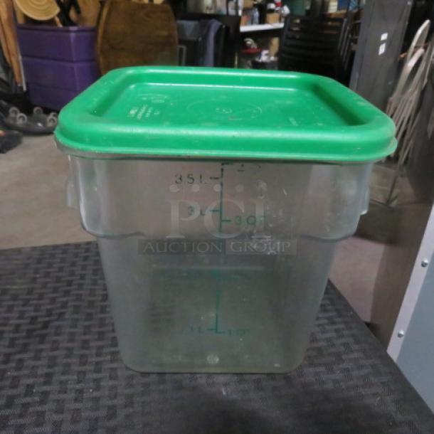One 4 Quart Food Storage Container With Lid. - Image 1 of 1