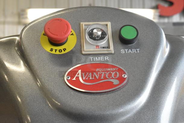 BRAND NEW SCRATCH AND DENT! Avantco MX60H Metal Commercial 60 Quart Planetary Dough Mixer w/ Stainless Steel Mixing Bowl, Bowl Guard, Bowl Dolly, Whisk, Paddle and Dough Hook Attachments.240 Volts, 3 Phase. - Image 5 of 12