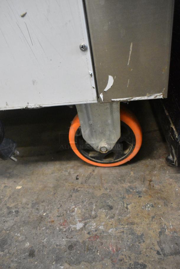 Vevor CBJY-1DA-500 Stainless Steel Commercial Floor Style Rolled Ice Cream Machine on Commercial Casters. 110 Volts, 1 Phase. Tested and Working! - Image 4 of 9