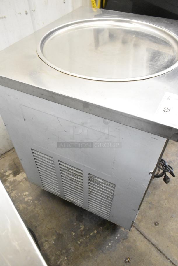 Vevor CBJY-1DA-500 Stainless Steel Commercial Floor Style Rolled Ice Cream Machine on Commercial Casters. 110 Volts, 1 Phase. Tested and Working! - Image 7 of 9
