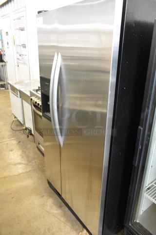 KitchenAid KSRP22FSSS00 Stainless Steel Cooler w/ Freezer, Water and Ice Dispenser. 115 Volts, 1 Phase. Tested and Working! - Item #1178440