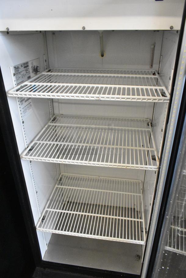 True GDM-12EM-LD Metal Commercial Single Door Reach In Cooler Merchandiser w/ Poly Coated Racks. 115 Volts, 1 Phase. Tested and Does Not Power On - Image 4 of 5