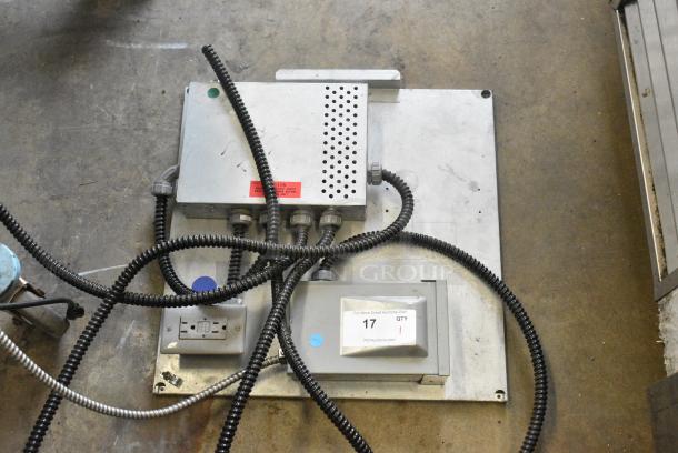 Power Box. - Image 1 of 7