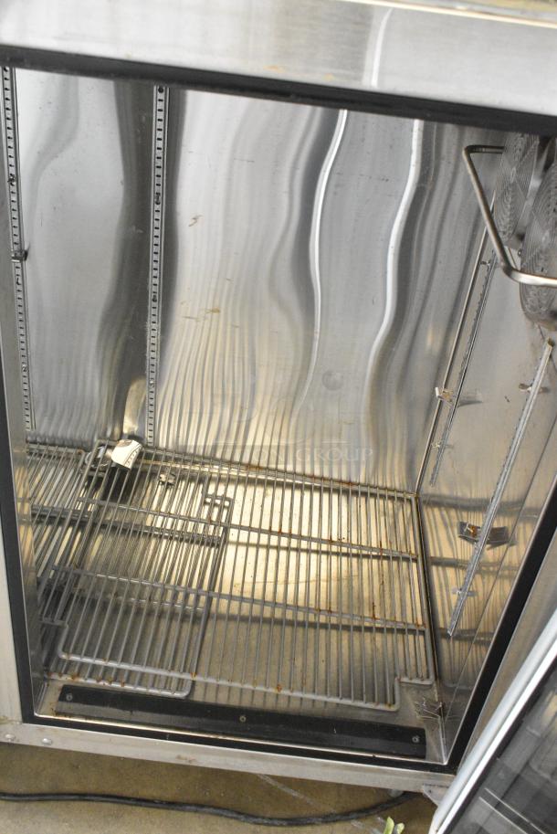 Glastender BB60-R1-XNH(LR) Stainless Steel Commercial 2 Door Back Bar Cooler Merchandiser. 115 Volts, 1 Phase. Tested and Working! - Image 4 of 7