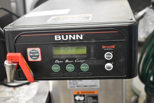 Bunn ICB-DV TALL Stainless Steel Commercial Countertop Iced Tea Machine w/ Hot Water Dispenser. 120 Volts, 1 Phase. - Image 3 of 7