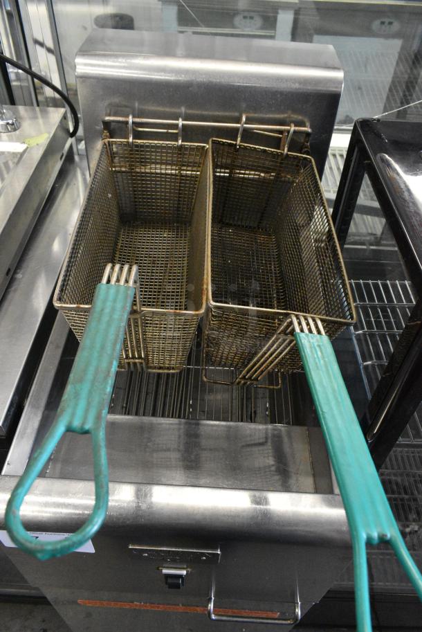 Frymaster SR14ESD Stainless Steel Commercial Floor Style Electric Powered Deep Fat Fryer w/ 2 Metal Fry Baskets. 240 Volts, 1 Phase. - Image 3 of 7
