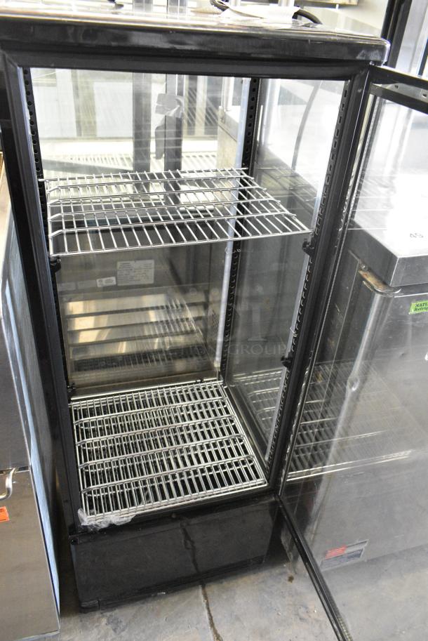 RT-98L Metal Countertop Cooler Merchandiser. 110-120 Volts, 1 Phase. Tested and Powers On But Does Not Get Cold - Image 2 of 5