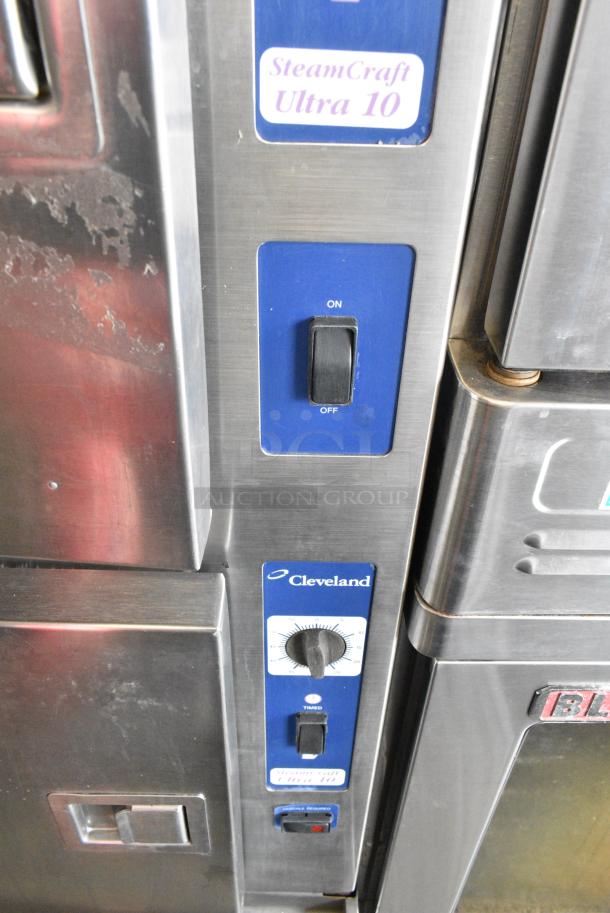 Cleveland 24CEA10 SteamCraft Ultra 10 Electric Powered Stainless Steel Commercial 2 Deck Steam Cabinet. 208 Volts, 3 Phase. - Image 5 of 8