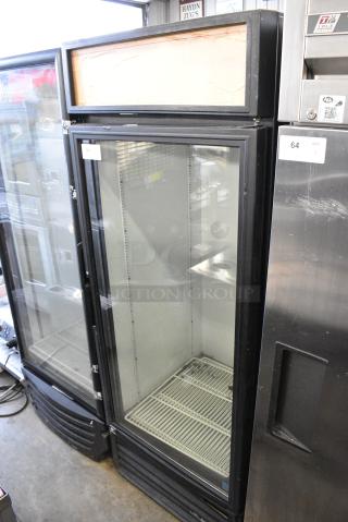 True GDM-26EM-LD Metal Commercial Single Door Reach In Cooler Merchandiser w/ Poly Coated Racks. 115 Volts, 1 Phase. Tested and Working!