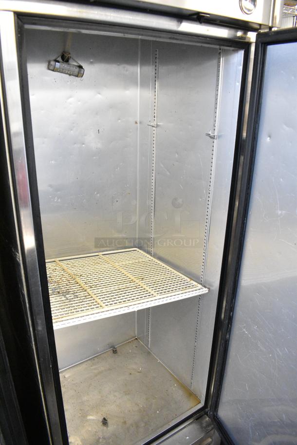 True T-19 Stainless Steel Commercial Single Door Reach In Cooler w/ Poly Coated Racks. 115 Volts, 1 Phase. Tested and Powers On But Does Not Get Cold - Image 5 of 7