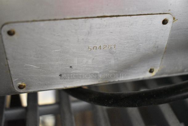 Globe Metal Commercial Countertop Meat Slicer w/ Blade Sharpener. 115 Volts, 1 Phase. Tested and Working! - Image 6 of 7