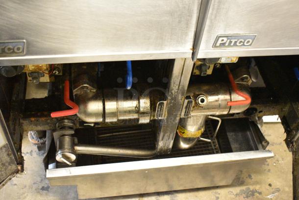 Pitco Frialator SG14 Stainless Steel Commercial Natural Gas Powered 2 Bay Deep Fat Fryer w/ 4 Metal Fry Baskets on Commercial Casters. - Image 8 of 10