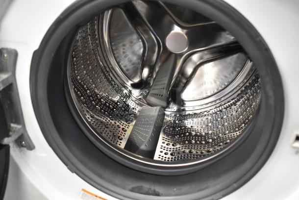 Bosch WDT41 Front Load Stackable Dryer on Bosch WNM67 Front Load Stackable Washer. 208/240 Volts, 1 Phase. - Image 8 of 12