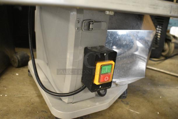 Vevor HC-210 Metal Commercial Countertop Meat Saw. 110-120 Volts, 1 Phase. Tested and Working! - Image 6 of 10