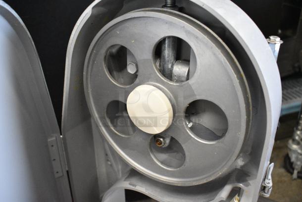 Vevor HC-210 Metal Commercial Countertop Meat Saw. 110-120 Volts, 1 Phase. Tested and Working! - Image 7 of 10