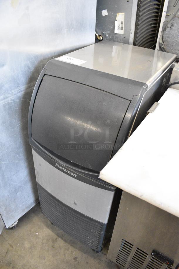 2018 Scotsman CU0715MA-1A Stainless Steel Commercial Undercounter Self Contained Ice Machine. 115 Volts, 1 Phase. - Image 3 of 8
