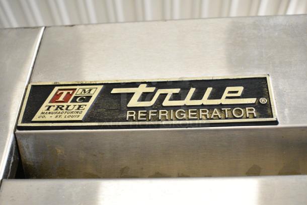 True T-35 Stainless Steel Commercial 2 Door Reach In Cooler on Commercial Casters. 115 Volts, 1 Phase. Tested and Working! - Image 4 of 9