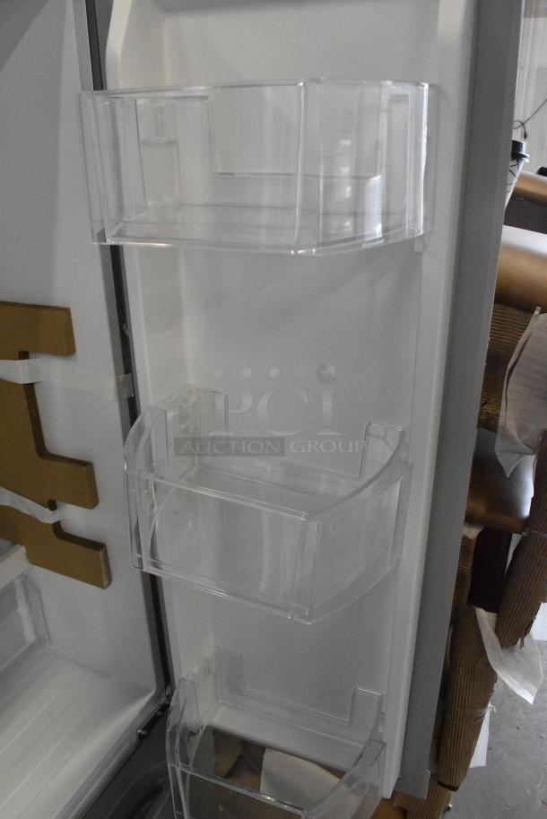 BRAND NEW SCRATCH AND DENT! KoolMore KM-RERFDSS Stainless Steel Cooler w/ Freezer. 115 Volts, 1 Phase. Tested and Working! - Image 7 of 11