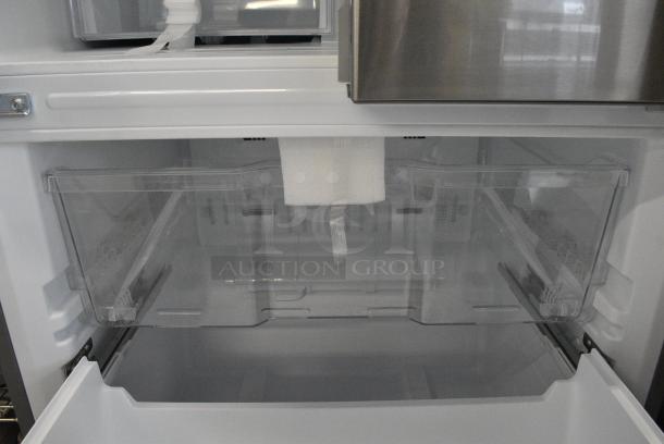 BRAND NEW SCRATCH AND DENT! KoolMore KM-RERFDSS Stainless Steel Cooler w/ Freezer. 115 Volts, 1 Phase. Tested and Working! - Image 9 of 11
