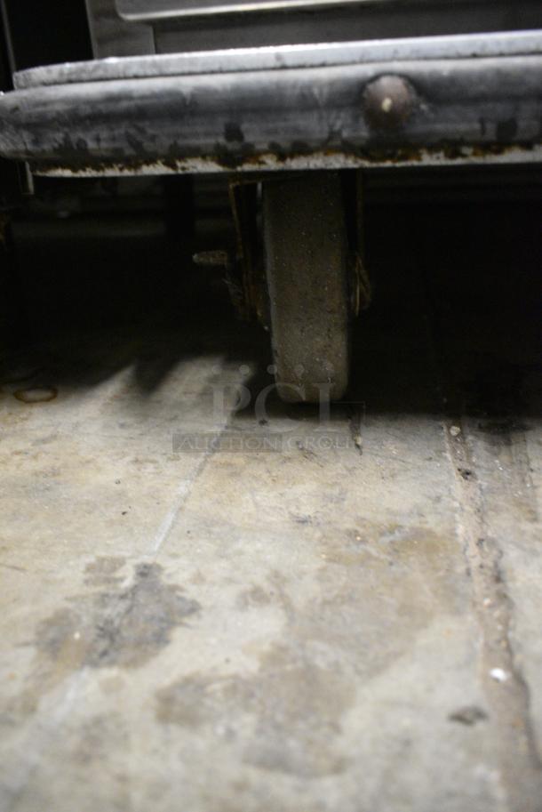 Vulcan Stainless Steel Commercial Single Door Heated Holding Cabinet on Commercial Casters. 115 Volts, 1 Phase. Tested and Working! - Image 5 of 8