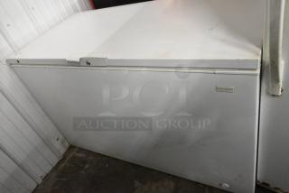 Frigidaire Chest Freezer w/ Hinge Lid. 115 Volts, 1 Phase. Tested and Working!