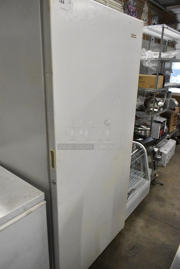Frigidaire MFU20F3GW7 Single Door Reach In Freezer. 115 Volts, 1 Phase. Tested and Powers On But Does Not Get Cold - Image 2 of 6