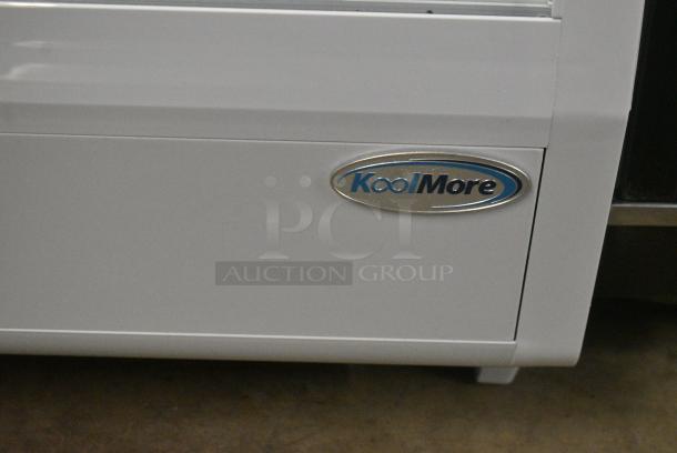 BRAND NEW SCRATCH AND DENT! KoolMore CDC-3C-WH Metal Commercial Countertop Deli Display Case Merchandiser. 110-120 Volts, 1 Phase. Tested and Working! - Image 3 of 6
