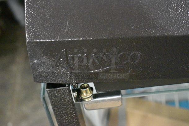 BRAND NEW SCRATCH AND DENT! 2024 Avantco 177HDC13 15" Self/Full Service 3 Shelf Countertop Heated Display Case with Hinged Doors. See Pictures for Damage. 120 Volts, 1 Phase. Tested and Working! - Image 2 of 9