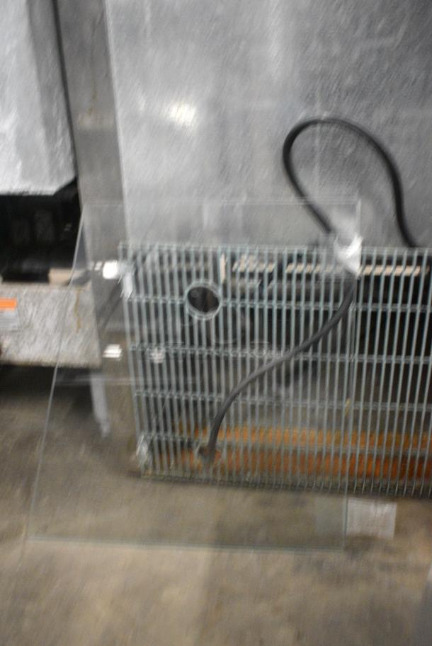BRAND NEW SCRATCH AND DENT! 2024 Avantco 177HDC13 15" Self/Full Service 3 Shelf Countertop Heated Display Case with Hinged Doors. See Pictures for Damage. 120 Volts, 1 Phase. Tested and Working! - Image 8 of 9