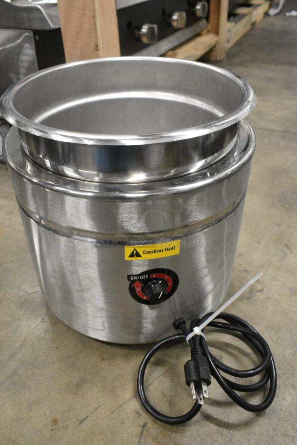 BRAND NEW SCRATCH AND DENT! Avantco 177W800 Stainless Steel Commercial Countertop Soup Kettle Food Warmer. 120 Volts, 1 Phase. Tested and Working! - Image 7 of 9