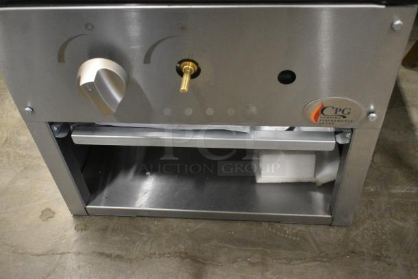 BRAND NEW SCRATCH AND DENT! Cooking Performance Group CPG-SP-18-N Natural Gas Stock Pot Range - 80,000 BTU - Image 3 of 6