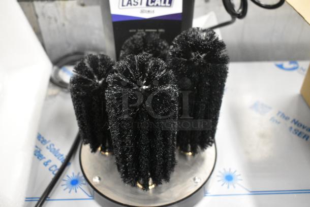 BRAND NEW SCRATCH AND DENT! Noble 274SUBWSH250 Products Last Call Heavy-Duty Submersible Five Brush Electric Glass Washer. 120 Volts, 1 Phase - Image 3 of 11
