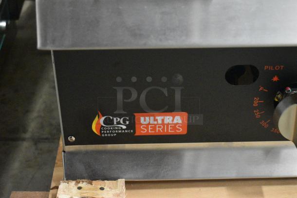 BRAND NEW SCRATCH AND DENT! Cooking Performance Group GTU-CPG-60-N Ultra Series 60" Chrome Plated Natural Gas 5-Burner Countertop Griddle - 150,000 BTU - Image 7 of 11